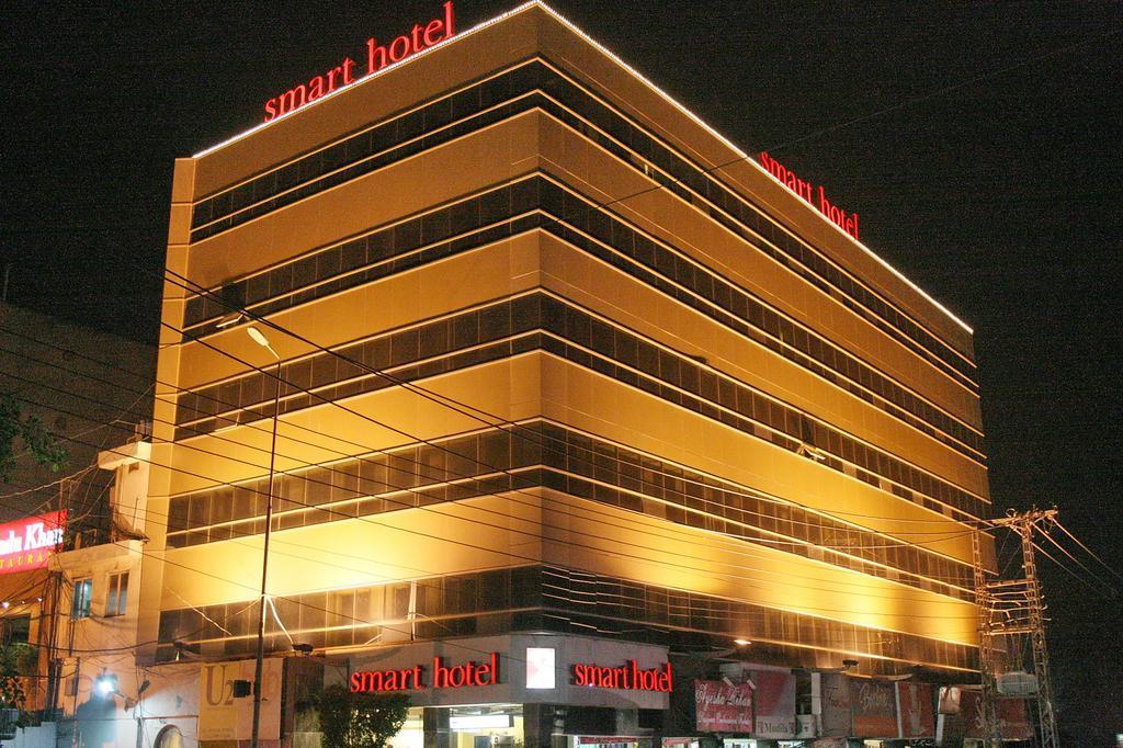 Smart Hotel Lahore Eksteriør billede